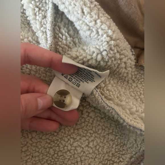 Sage Collective Plaid Sherpa Lined Shacket Jacket Gray Brown, Size M, EUC - Picture 7 of 8